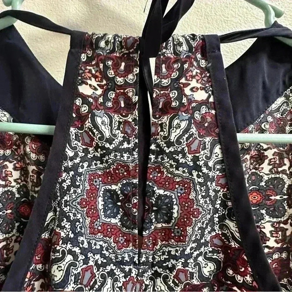 EUC | Athleta Medallion Dunes Tank | Iron Blue | Women’s Size S - Picture 7 of 9